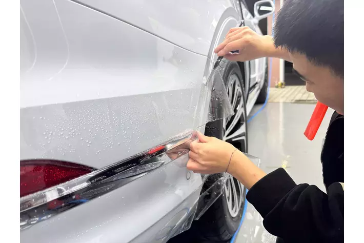 【市場成長率145%のカーカスタム市場へ】プロテクションフィルム専門ブランド「9learLab」が、技術者派遣による「施工代行サービス」を核とした地域独占型代理店を限定募集開始