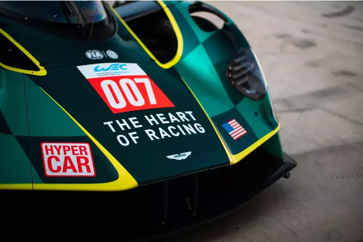 アストンマーティンValkyrie、2026年WECに同じラインナップで参戦を発表