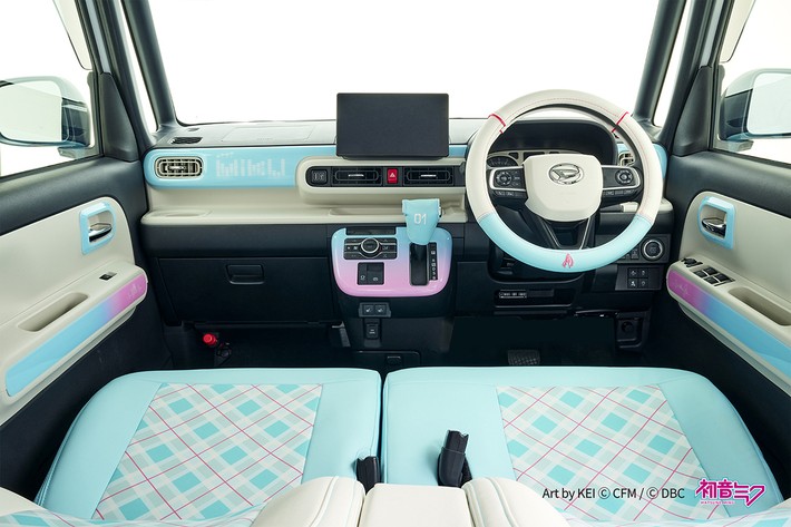 えっ、Amazonで買えるの!? ダイハツ ムーヴキャンバス専用「初音ミク