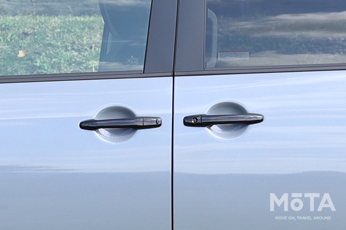 ［21/57］三菱 新型デリカD:5 ドアハンドル