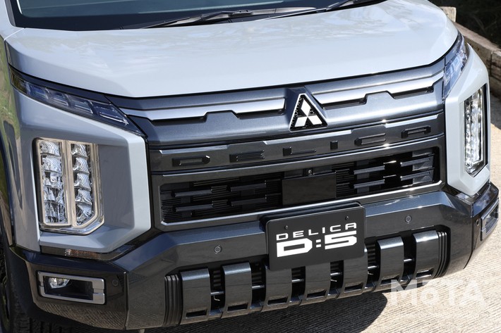 三菱 新型デリカD:5