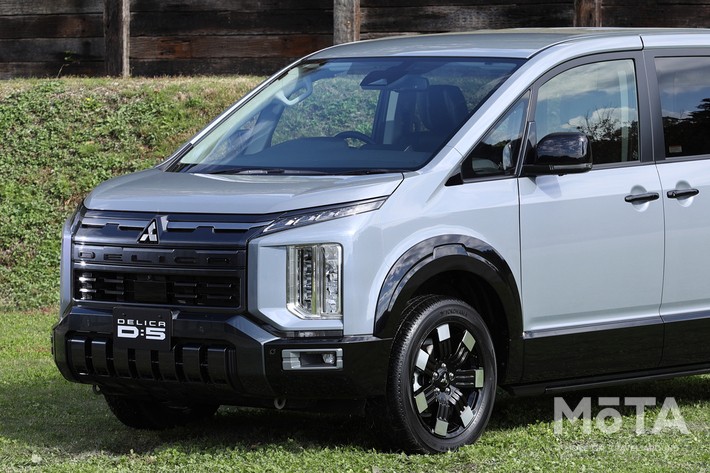 ［4/57］三菱 新型デリカD:5 フロントビュー