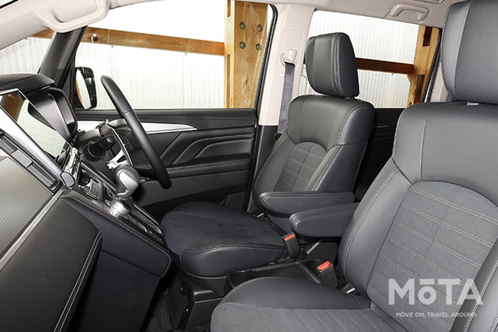 三菱 新型デリカD:5