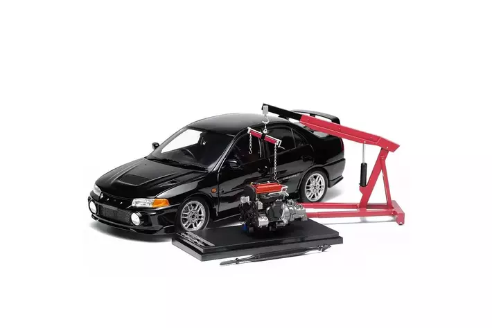 三菱ランサーエボリューション IV ピレネーブラックパールの 1/18 スケールミニカーが CAMSHOP.JP で販売開始！