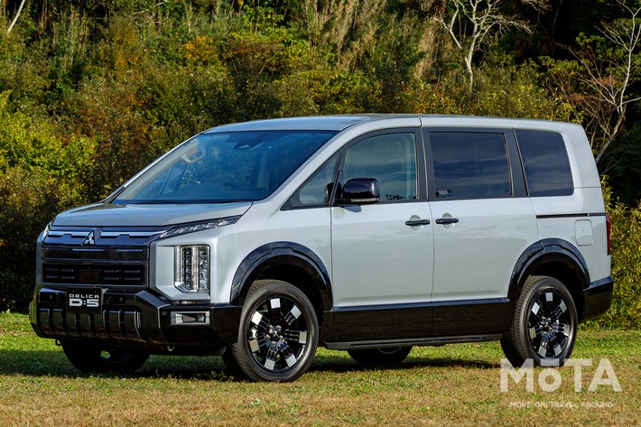 ［56/57］新型デリカD:5 外観（フロントビュー）