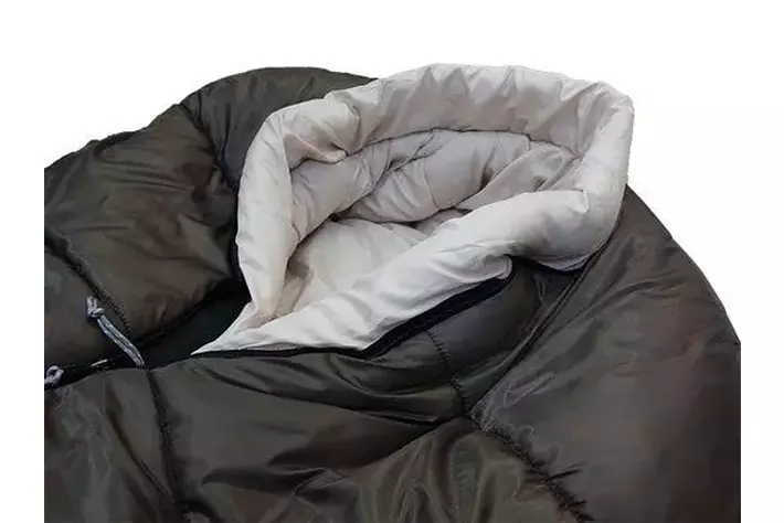 冬キャンプでも確実に暖かい。Bears Rockの極厚マミー型寝袋に新色登場