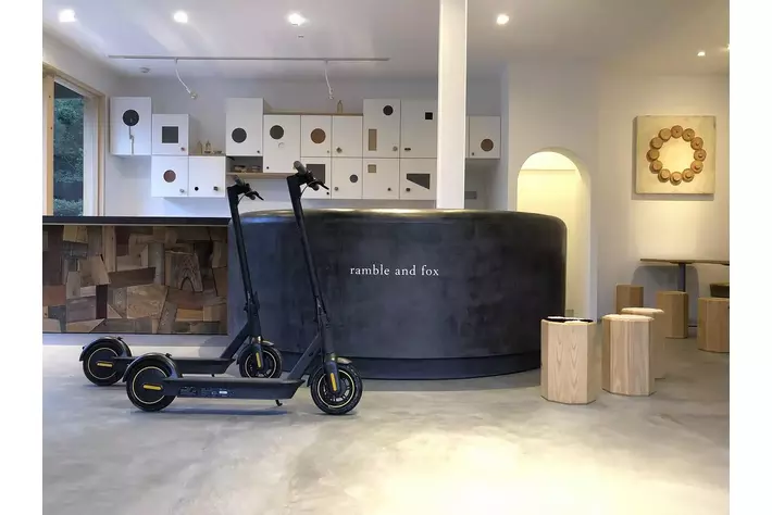 Doggie（ウィズ株式会社） × raf （株式会社地域資源バンクNIU）★来春発売モデルを一足早く体験★三重・VISONで愛犬同伴向け電動バイク「Doggie」レンタルを開始！