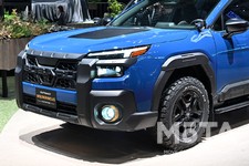 スバル 新型アウトバックの価格は450万円〜！ 2026年12月に日本復活か？