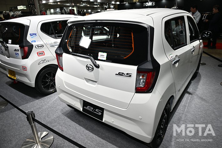 ダイハツ ミライース