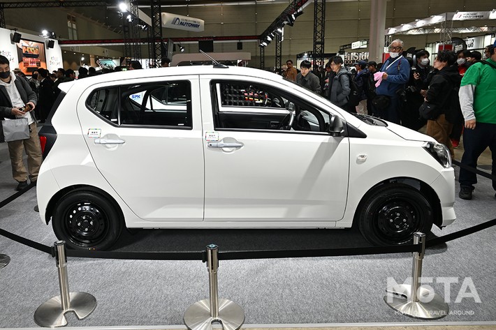 ダイハツ ミライース