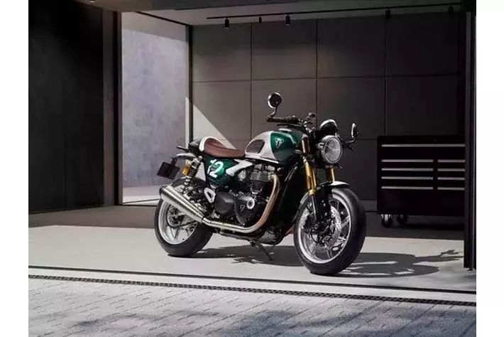 世界限定800台】新型「Speed Twin 1200 Cafe Racer Edition」発表