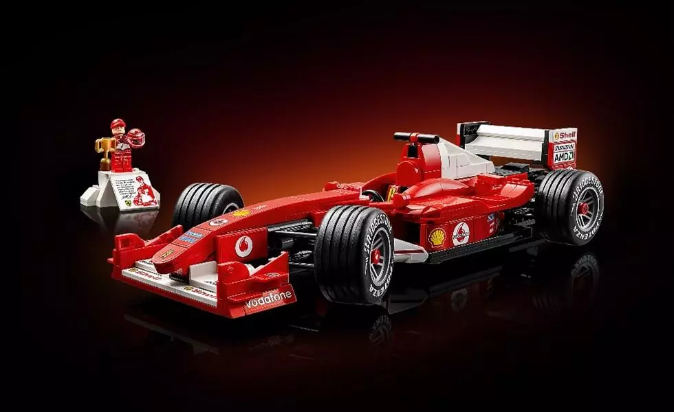 大人レゴ」でF1黄金時代が蘇る 2004年シーズンを席巻した伝説の