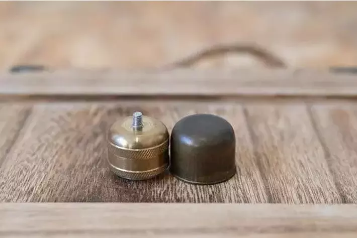 KiLEY】人気のアイライト・コインリフレクターを真鍮で製作。「真鍮