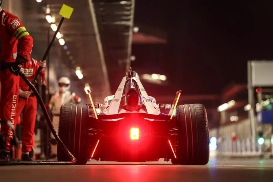 フォーミュラE史上初めて日本でナイトレースを開催することを発表