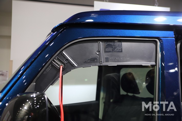 ダイハツ e-アトレーの外部給電アタッチメント