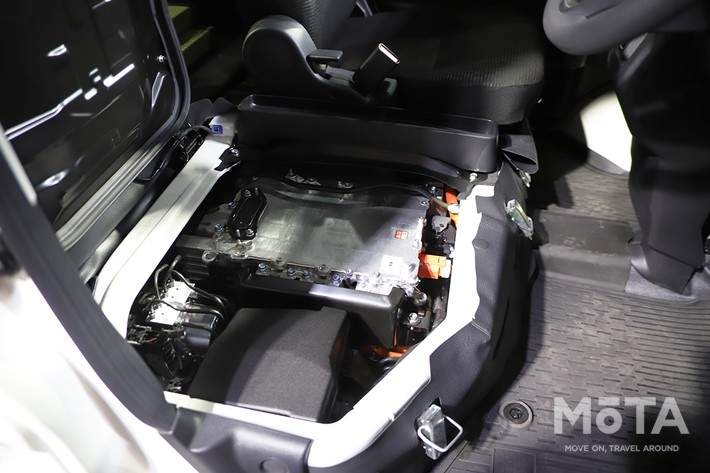 ダイハツ eハイゼットカーゴ