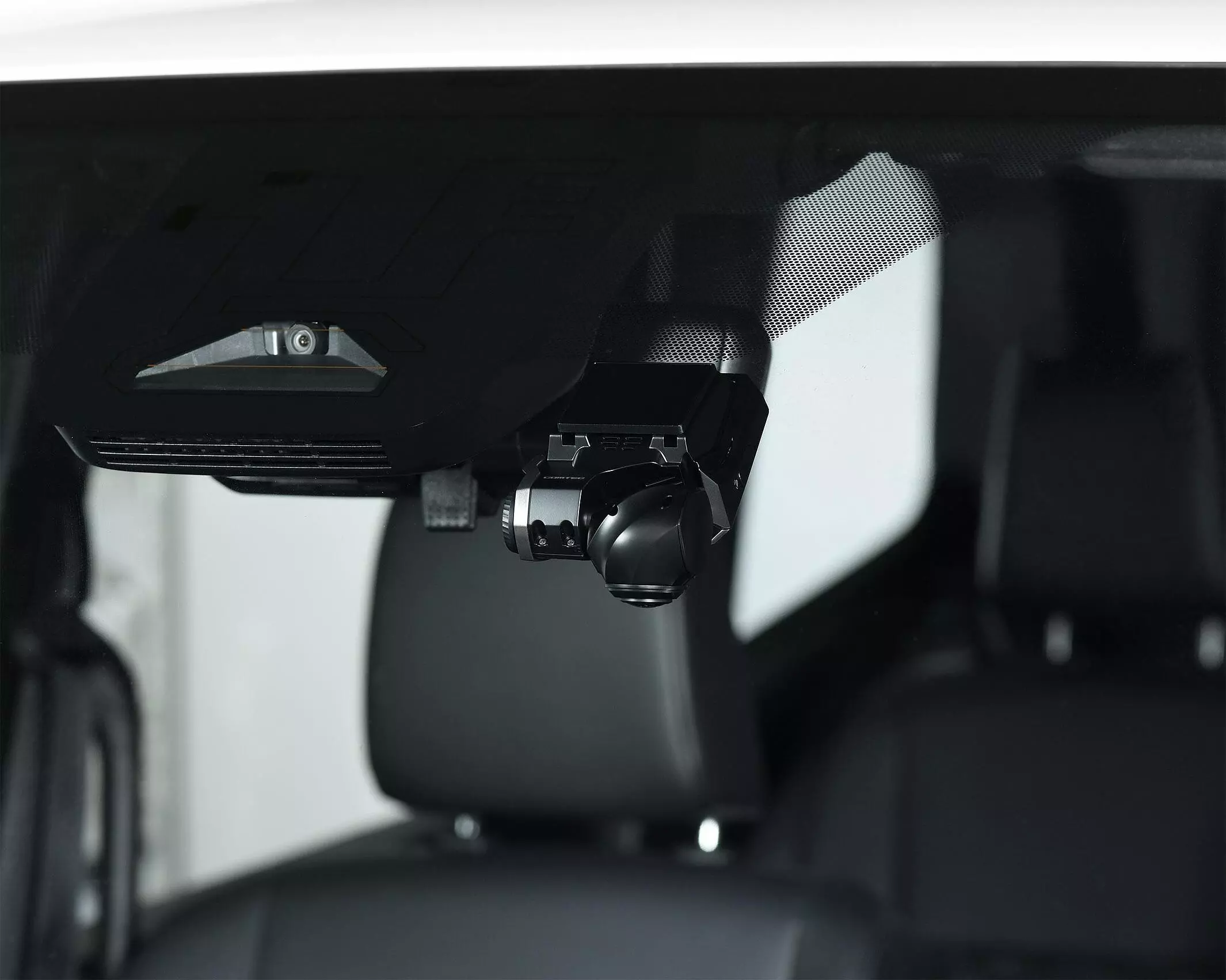 前方左右車内の360°を一度に記録する※1「ZDR-830R」発売|【業界先取り