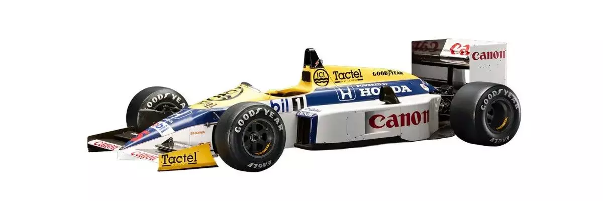 ラグビー会場に Formula One(TM)の名車「Williams Honda FW11」が登場