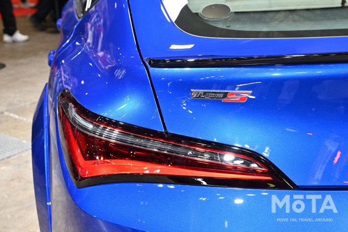 ［12/27］新型インテグラ 外観 リアコンビネーションランプ：夜間でも一目で個性を放つ特徴的な発光パターン