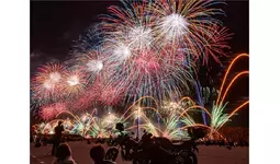 自分のバイクと花火を楽しむ特別な一夜「富士山花火VSスピードウェイ」にバイカーズパラダイスゾーン登場