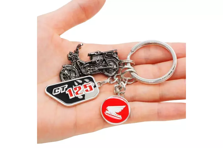 「Honda Hunter Cub CT125」立体キーチェーン・BLACK EDITION、東京モータサイクルショーにて展示・販売決定