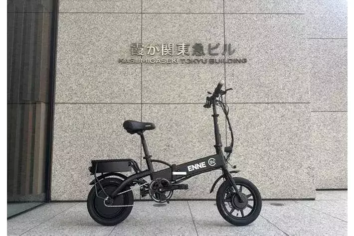 る*る様 I*n様 ENNE 電動アシスト自転車 ブラック 充電器付き ENNE ZEROはペダルをこいでもこがなくてもいいんです。ENNE ZERO予約