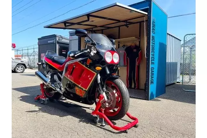 名古屋モーターサイクルショー実物初公開】駐車場1台分で“夢の6輪生活 名古屋モーターサイクルショー実物初公開】駐車場1台分で“夢の6輪生活