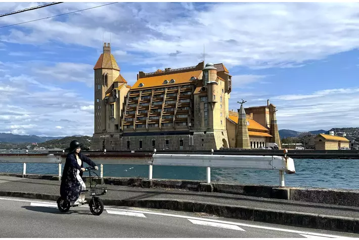 【WANDERIDE(R)導入事例】白浜町との連携協定を起点に、街なかでWANDERIDE(R)導入が進行。車がなくても、自分のペースで白浜を楽しめる新しいアクティビティへ