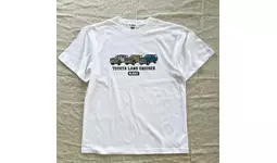 成田空港T3にトヨタランドクルーザープリントTシャツが登場