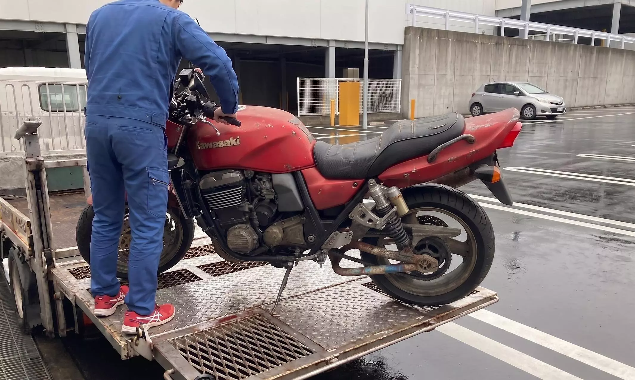 お取引頂きました。初期不良対応車両です♪ 愛知県公安委員会登録業者