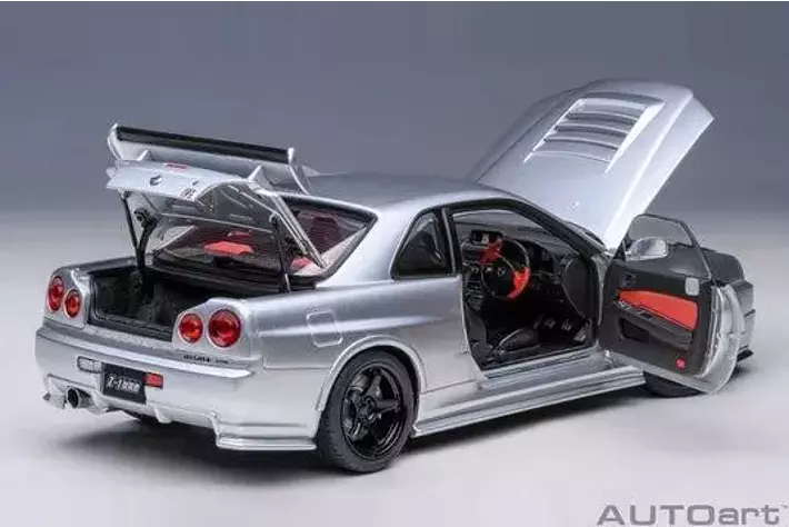 オートアート社製 「NISMO R34 GT-R Z-tune シルバー」精巧な1/18
