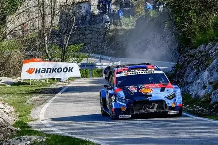 WRCジャパン ─ 過酷なステージに挑む「FORUM8 Rally Japan 2026」で