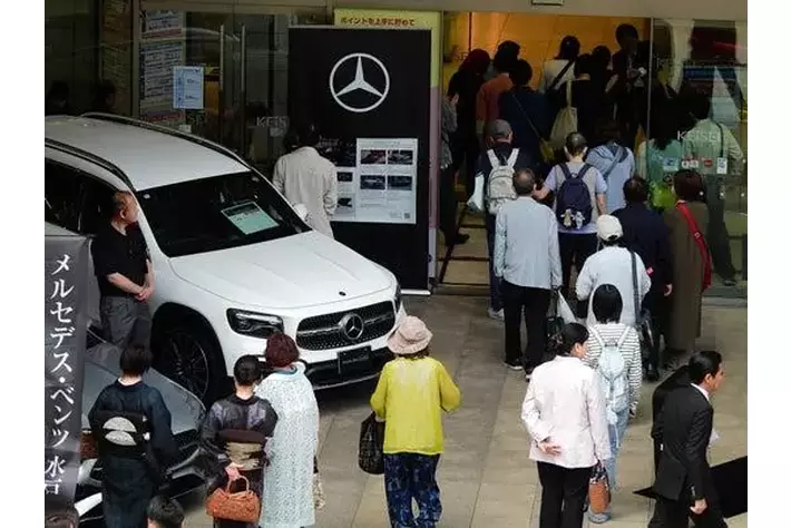 茨城ヤナセ】メルセデス・ベンツ出張展示会を京成百貨店で初開催