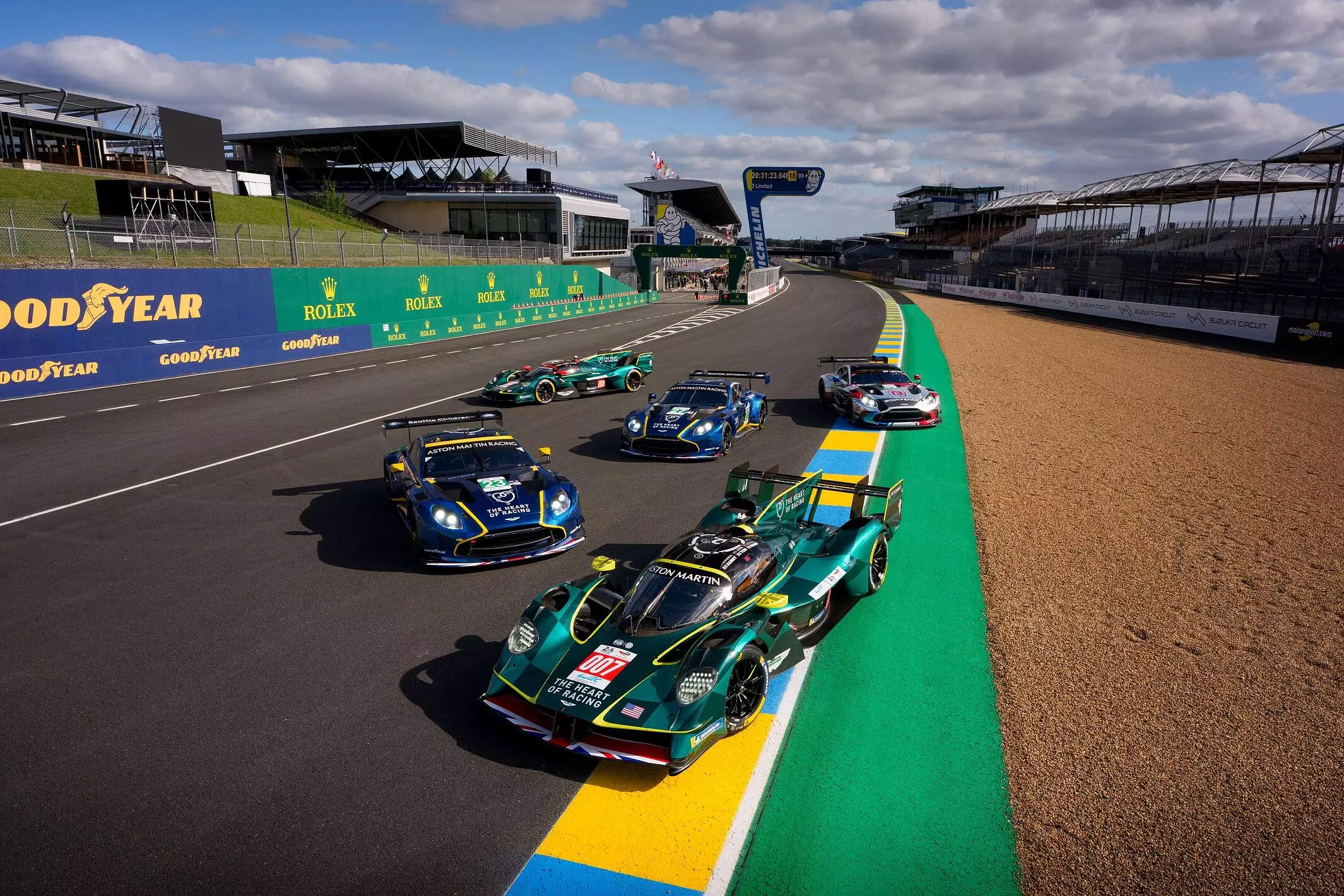アストンマーティンValkyrie、英国の期待を背に第94回ル・マン24時間