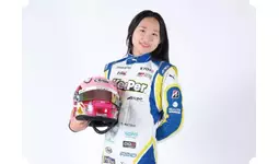 女子高生レーサー 松井沙麗「自分もカートに乗って思い切り走りたい