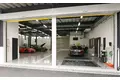 81GALLERY FACTORY店が国土交通省認証整備工場を取得。販売から整備までワンストップで提供するカーライフサポートを強化。