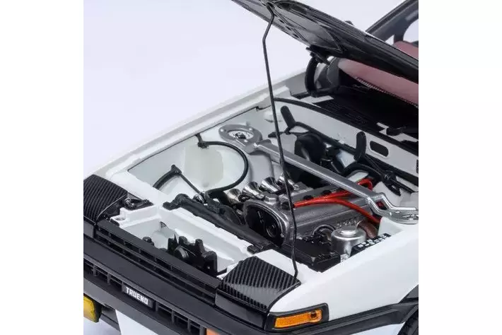 頭文字D』のAE86（ハチロク）を精巧に再現！AUTOart製1/18スケール