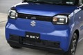 スズキ 新型e SKYの「買い得」「やめとけ」グレードはどれ？ 212万円の最安モデルをおすすめしない理由