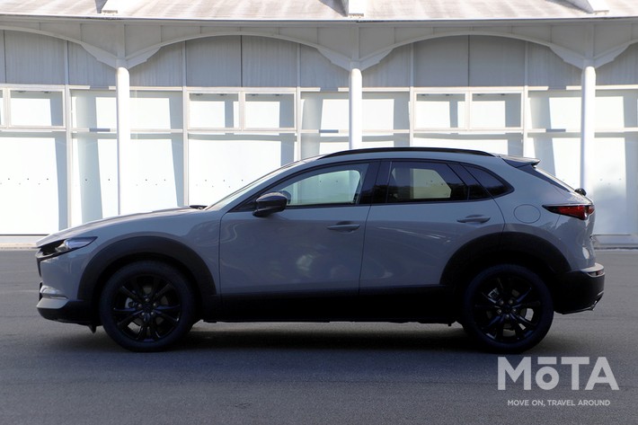 マツダ CX-30