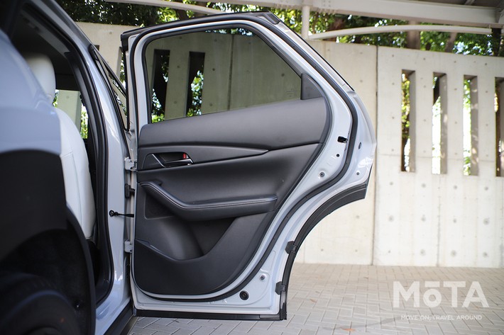 マツダ CX-30