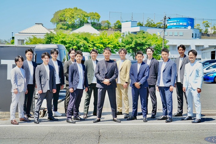 株式会社BREST
