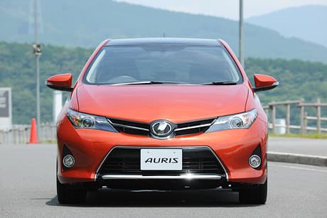 Toyota Auris05