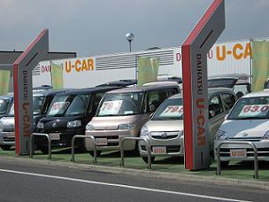 甘木店は中古車も豊富に取り扱っております！お探しのお車がございましたら、中古車担当スタッフまで是非お問い合わせ下さい。常時２０台以上展示しております。