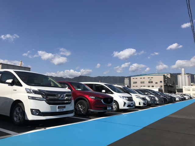 展示場も広々♪約１００台展示しています♪♪