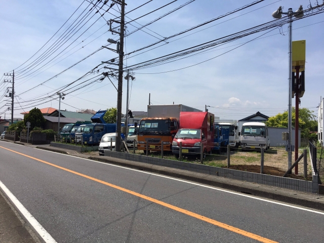 展示場移転致しました！弊社事務所より大和方面へ車で５分程走った所です。新展示場のご不明点等はお気軽にご連絡下さい！