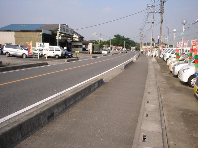 売約済みになった車両は1日以内に消去していますので掲載中のお車は在庫有りです!その他自動車の事ならポリマー、フィルム貼り、板金塗装、ナビ取り付けなど何でもご相談下さい!!