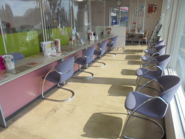 お客様の貴重な時間を無駄にしない様に、スタッフ一同、機敏に対応させて頂きます。もちろん査定金額だけでなく、応対にも満足して頂ける様いつも心がけています。