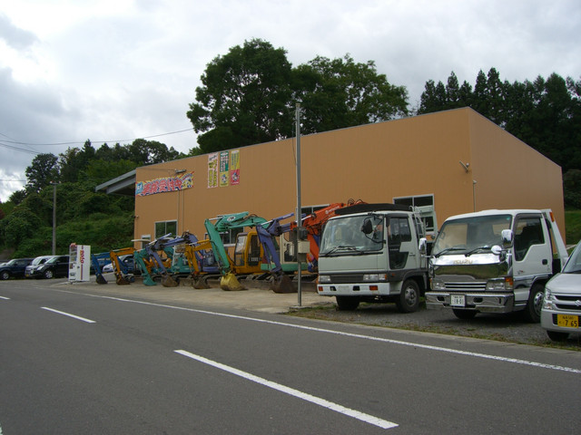 創業３０年自社工場完備本社工場バン、トラック、重機販売・下取り・買取り中！！各種お問い合わせ下さい。当社ホームページに在庫多数載っておりますので是非ご覧下さいauto-roman.jp