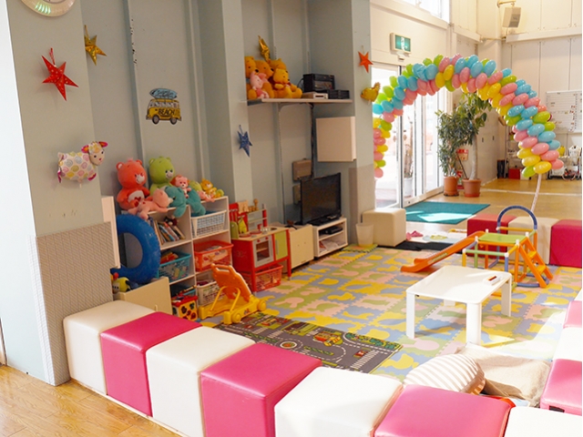 キッズコーナー完備！パパ・ママも安心して車選び♪