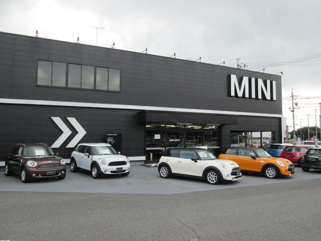 ホワイトハウス ＭＩＮＩ ＮＥＸＴ岡崎